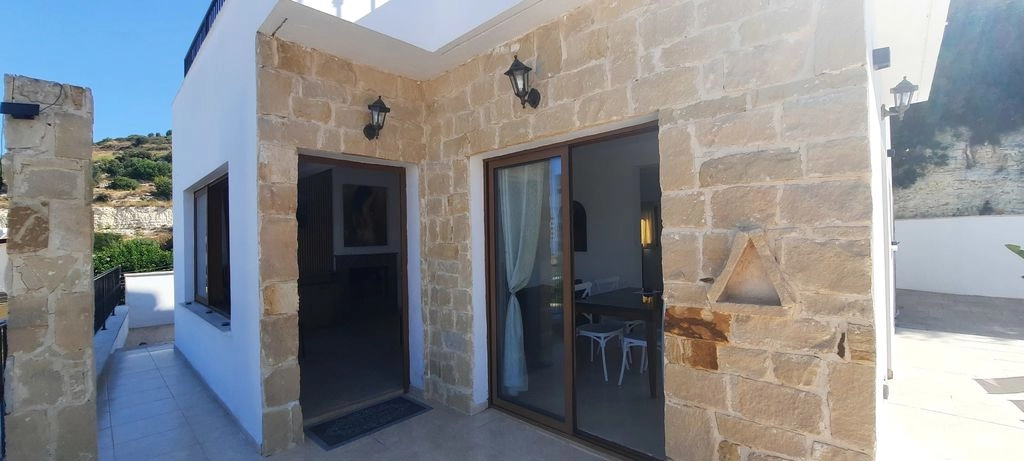 4 Bedroom House for Sale in Tsada, Paphos District