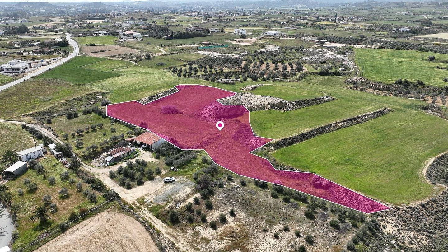 6,095m² Plot for Sale in Ergates, Nicosia District