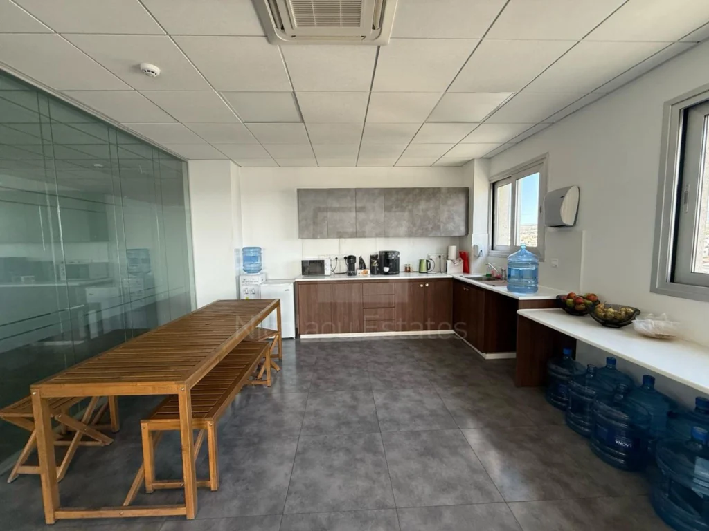 1500m² Office for Rent in Limassol – Omonoia