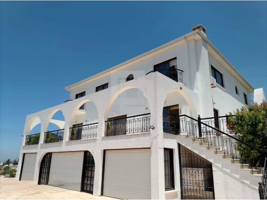 5 Bedroom House for Sale in Tala, Paphos District
