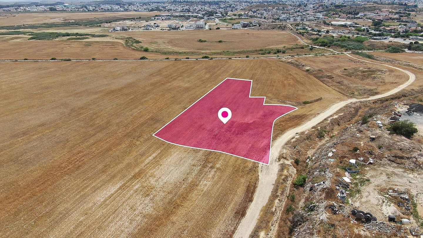 6,968m² Plot for Sale in Aglantzia, Nicosia District
