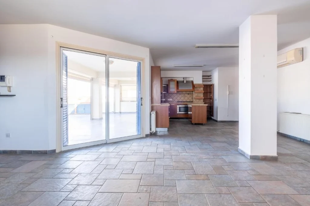 Office for Sale in Engomi, Nicosia District