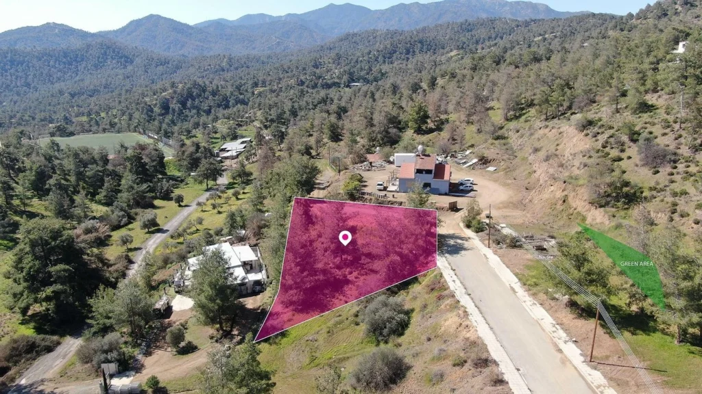 1,449m² Plot for Sale in Kapedes, Nicosia District