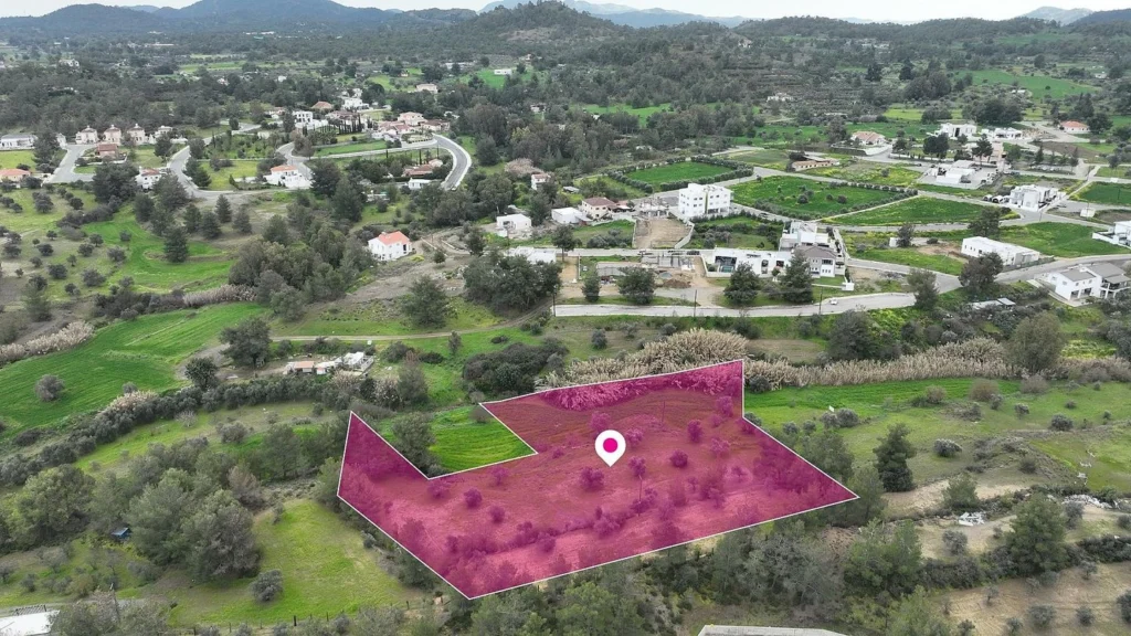 6,912m² Plot for Sale in Lythrodontas, Nicosia District