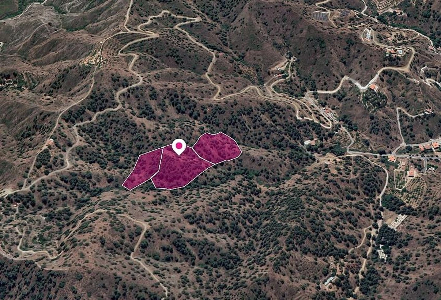 18,062m² Plot for Sale in Kakopetria, Nicosia District
