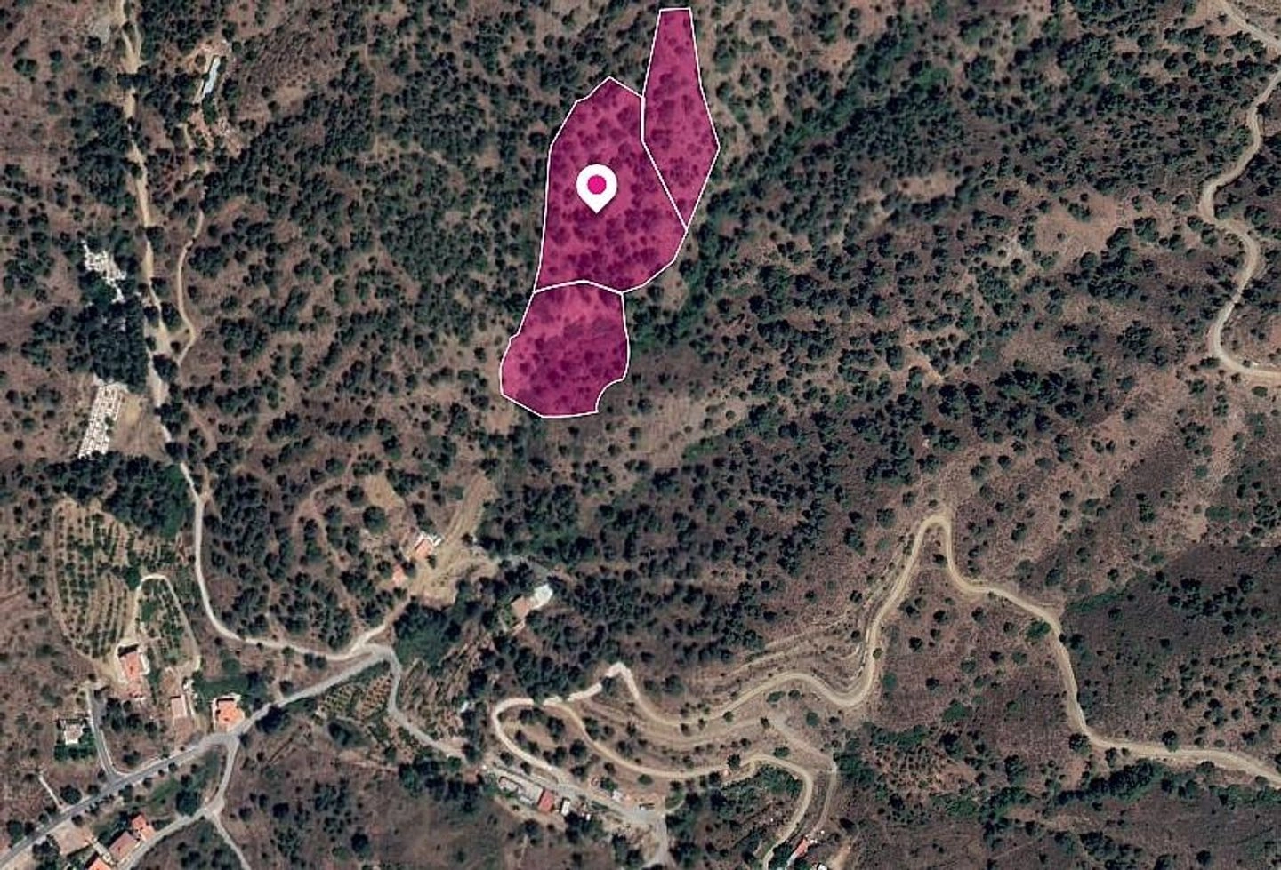 18,062m² Plot for Sale in Kakopetria, Nicosia District