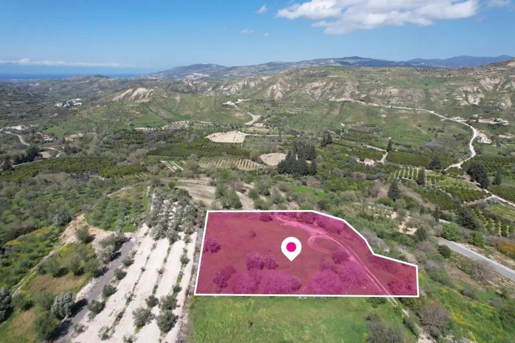 2,676m² Plot for Sale in Giolou, Paphos District