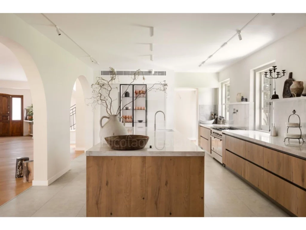 5 Bedroom House for Rent in Engomi, Nicosia District