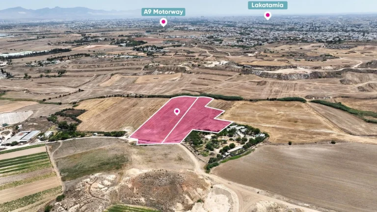 24,082m² Plot for Sale in Pano Deftera, Nicosia District