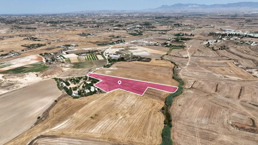 12,041m² Plot for Sale in Pano Deftera, Nicosia District