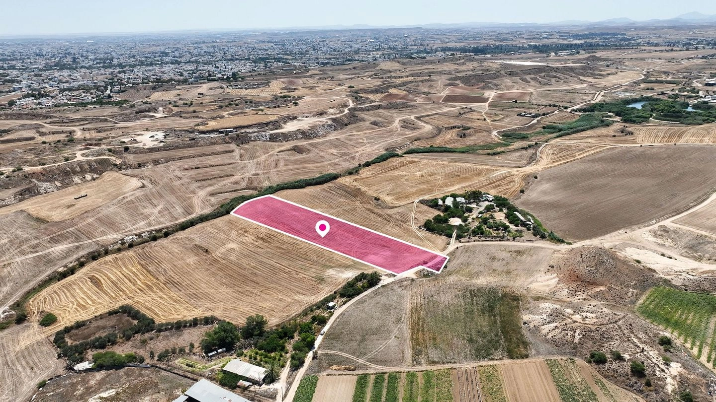 12,041m² Plot for Sale in Pano Deftera, Nicosia District