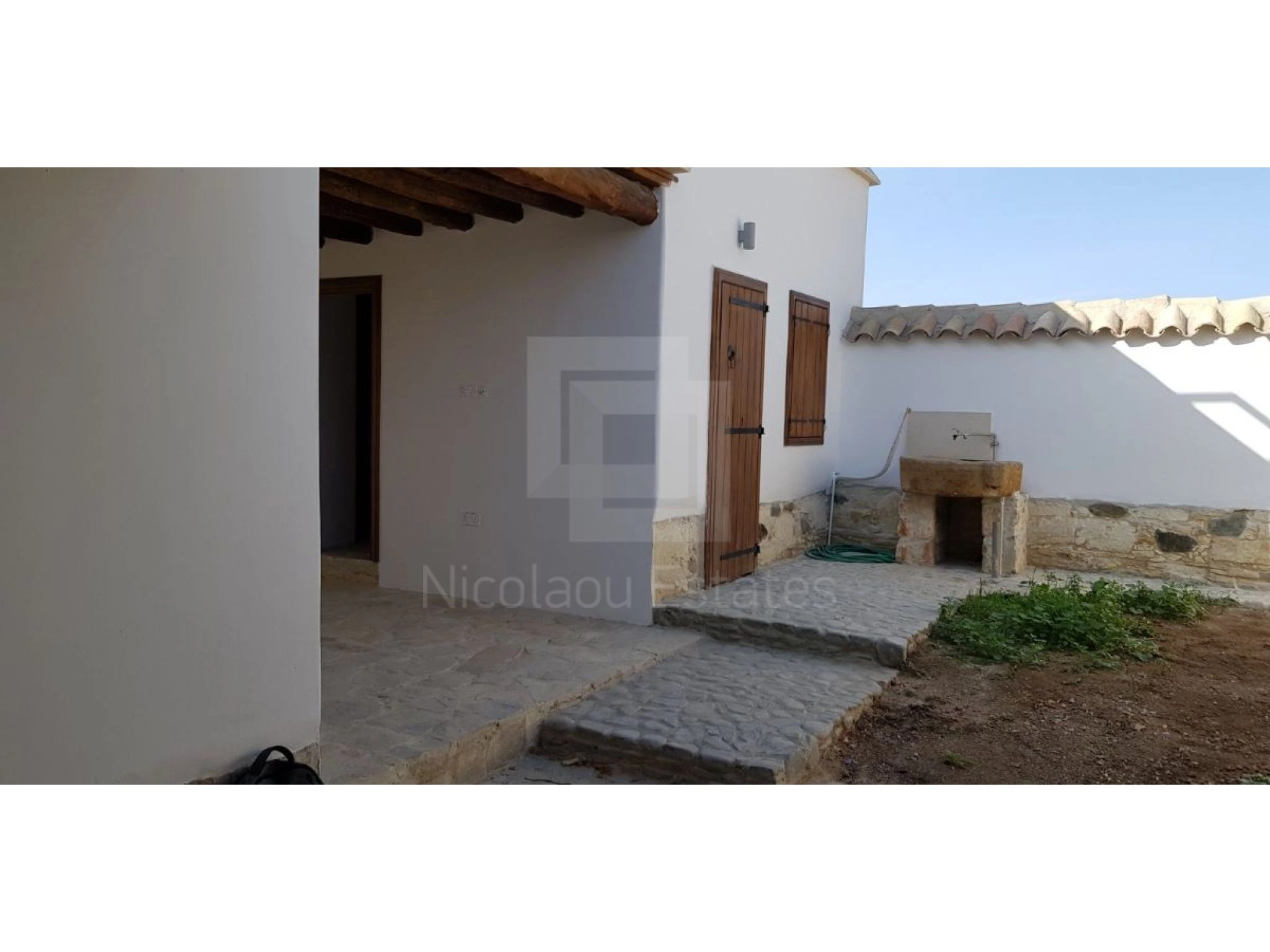 314m² Building for Sale in Kampia, Nicosia District
