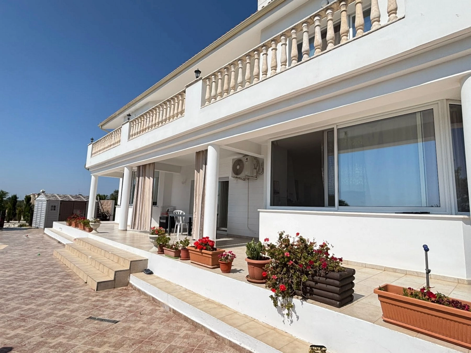 5 Bedroom House for Sale in Tsada, Paphos District