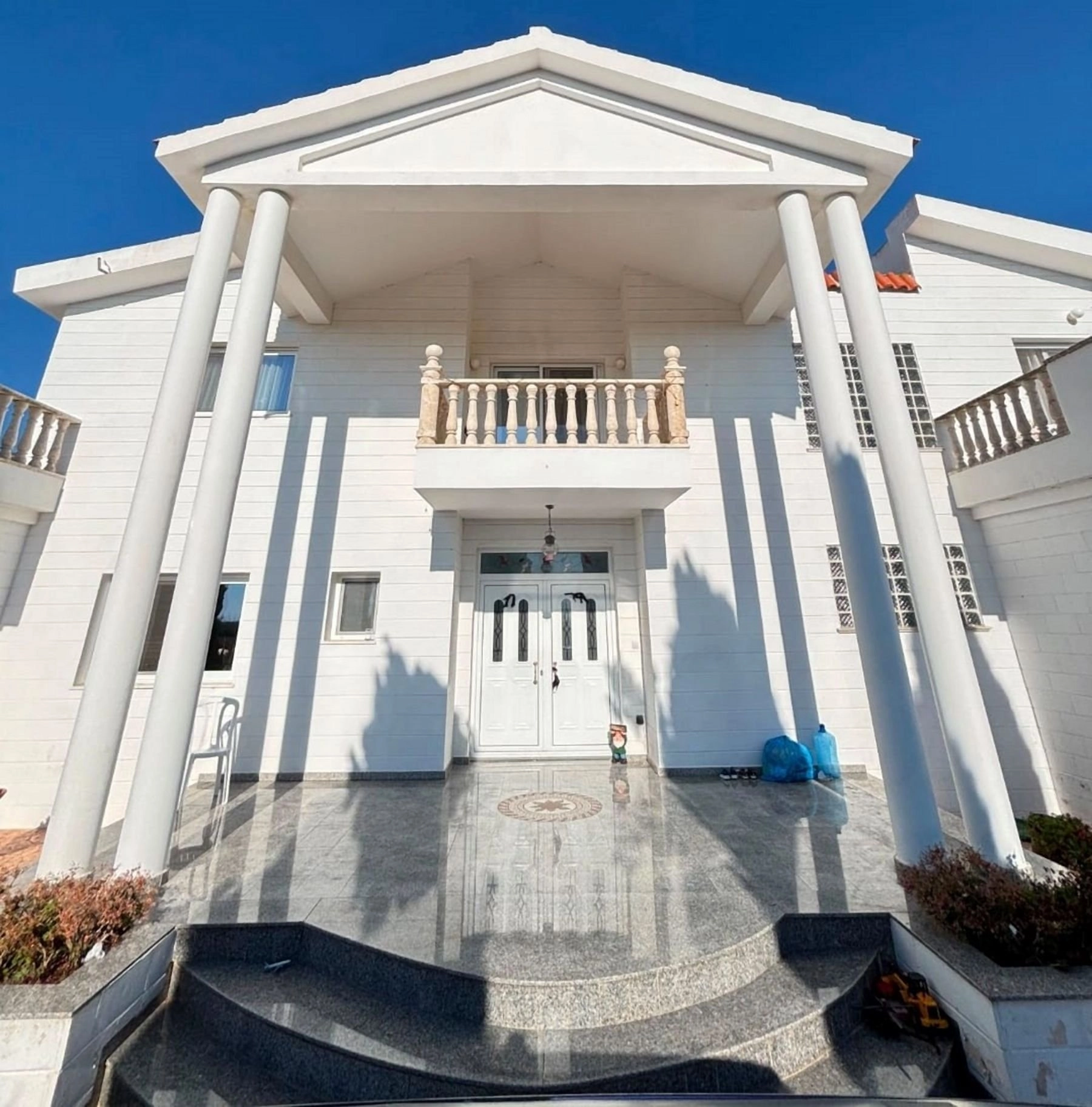 5 Bedroom House for Sale in Tsada, Paphos District