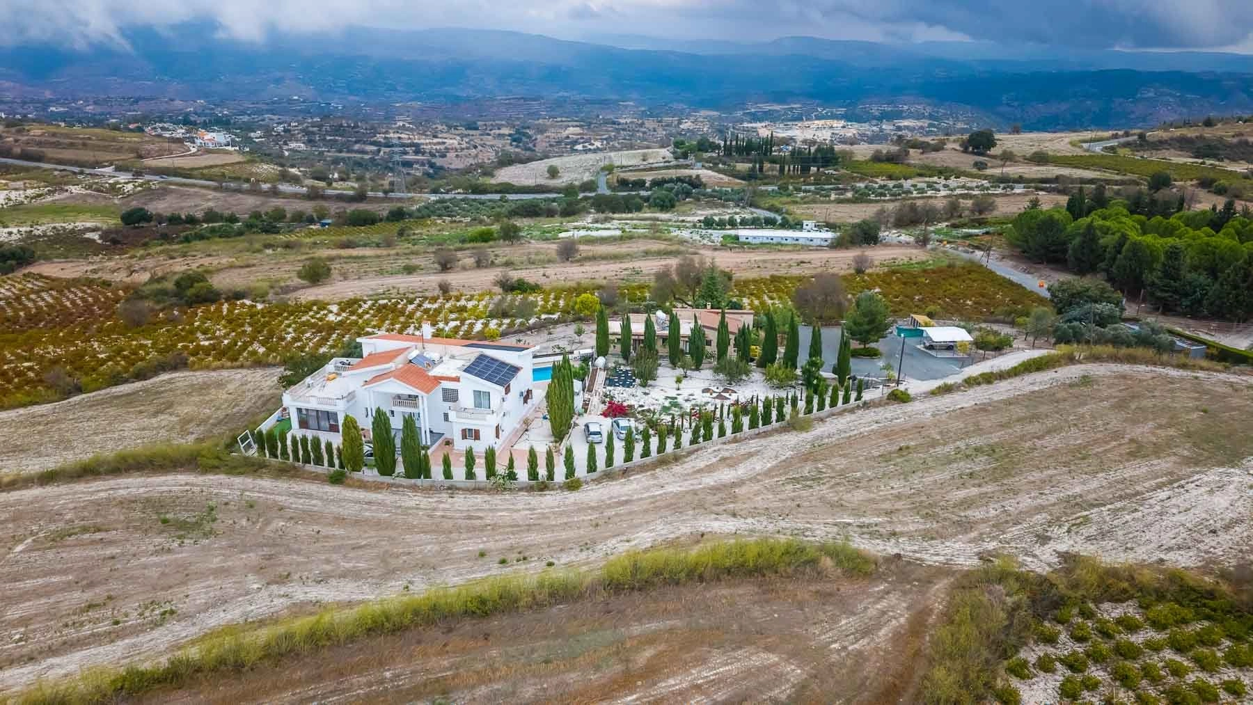 5 Bedroom House for Sale in Tsada, Paphos District