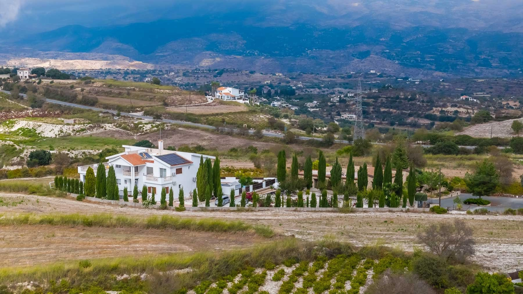 5 Bedroom House for Sale in Tsada, Paphos District