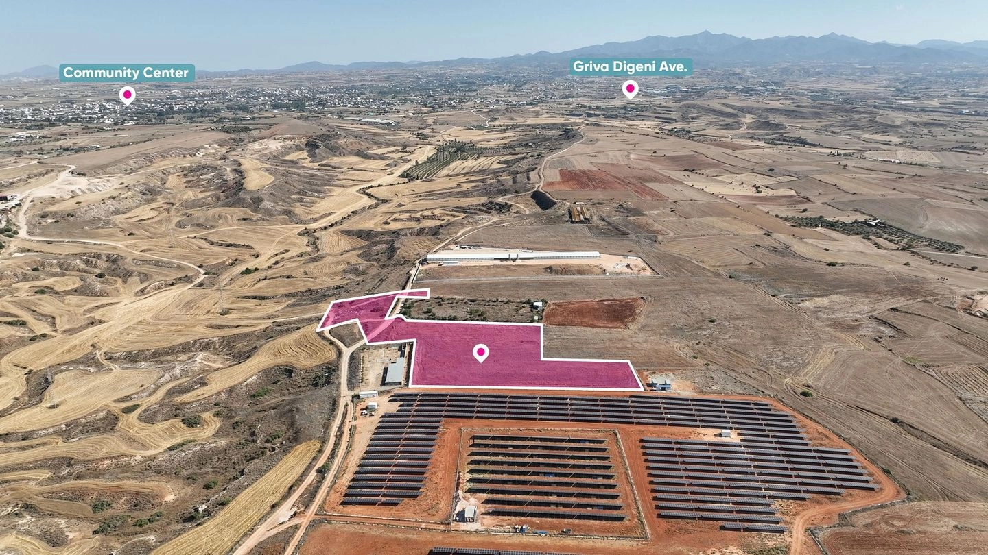20,068m² Plot for Sale in Pano Deftera, Nicosia District