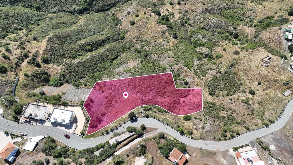 4,683m² Plot for Sale in Pigenia, Nicosia District