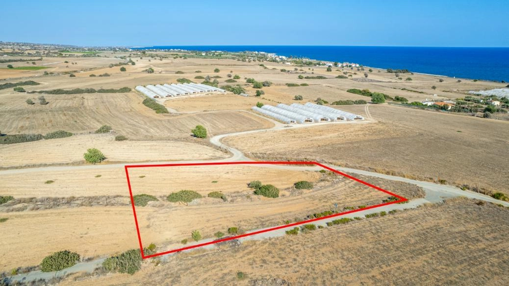 3,292m² Plot for Sale in Maroni, Larnaca District