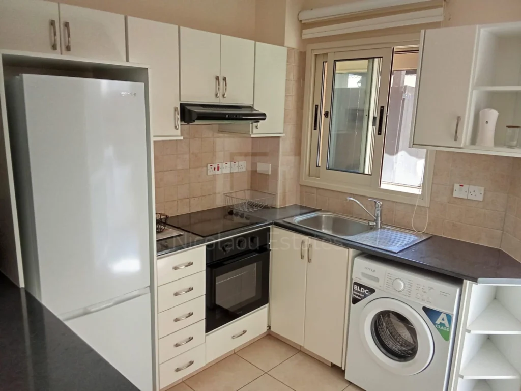 2 Bedroom House for Rent in Agios Tychonas, Limassol District