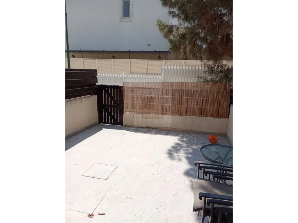 2 Bedroom House for Rent in Agios Tychonas, Limassol District