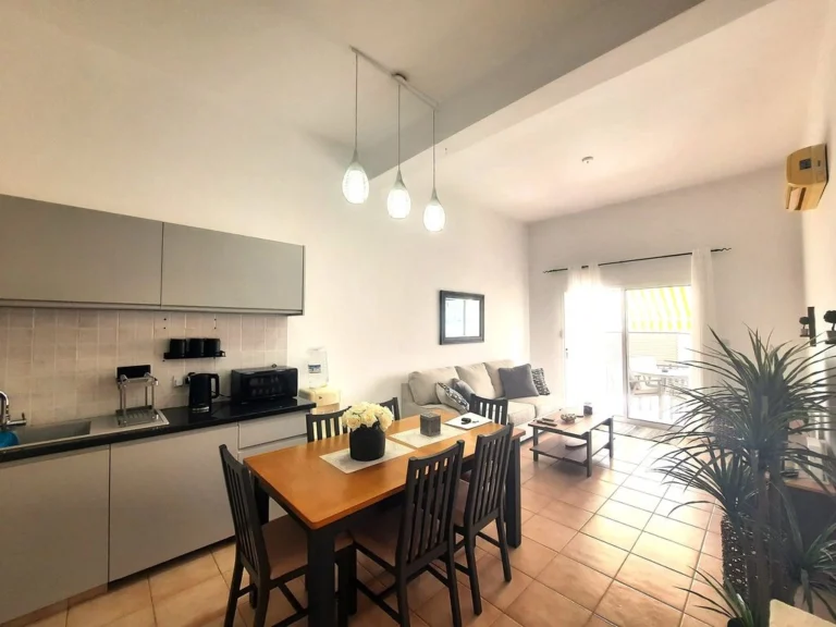 2 Bedroom House for Sale in Peyia, Paphos District