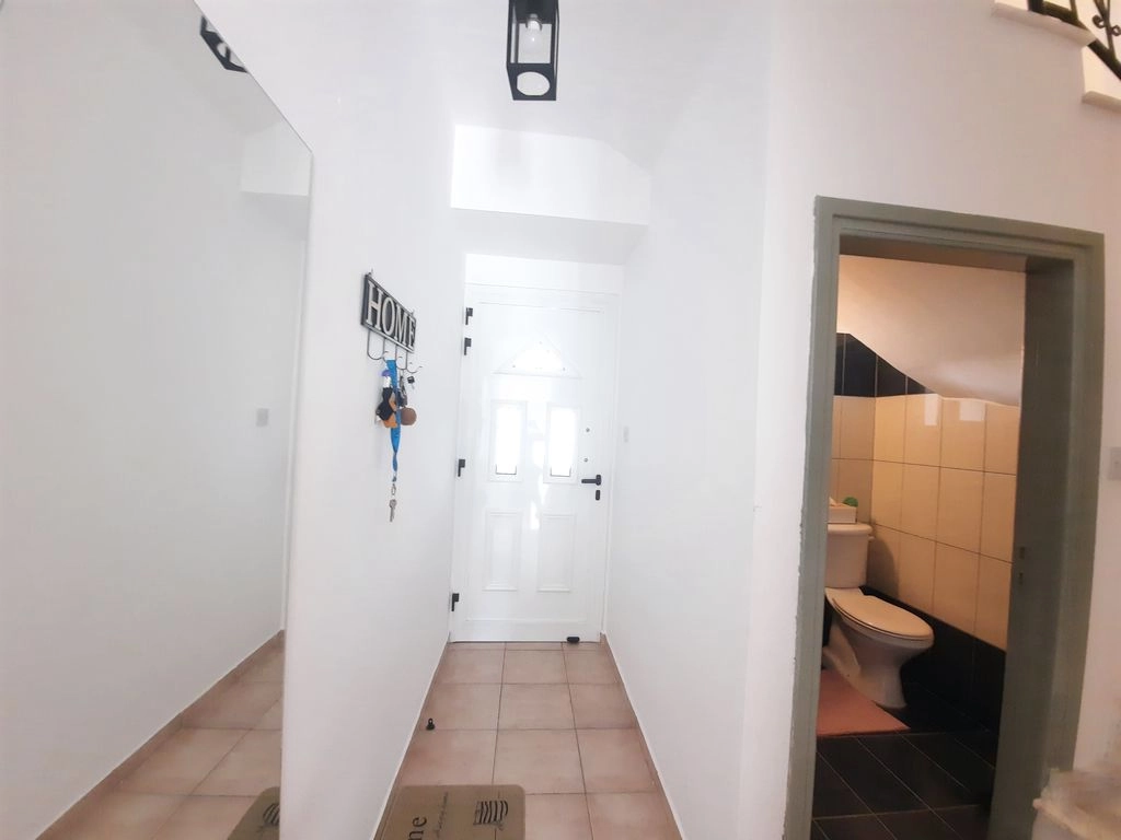 2 Bedroom House for Sale in Peyia, Paphos District