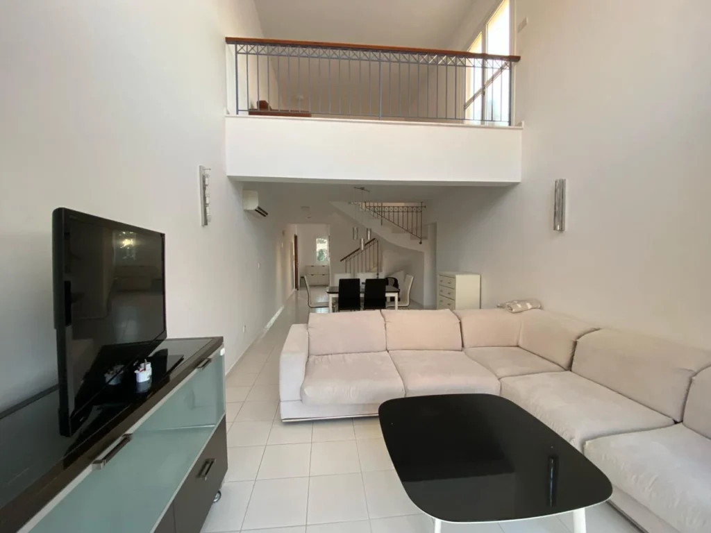 3 Bedroom House for Sale in Kato Paphos