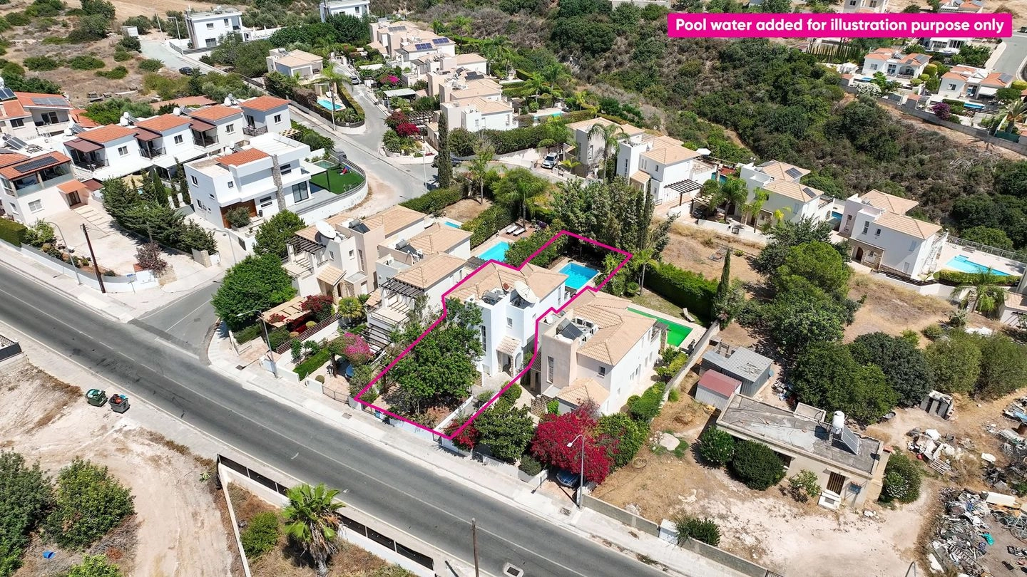 3 Bedroom House for Sale in Peyia, Paphos District