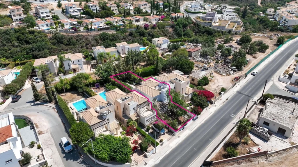 3 Bedroom House for Sale in Peyia, Paphos District