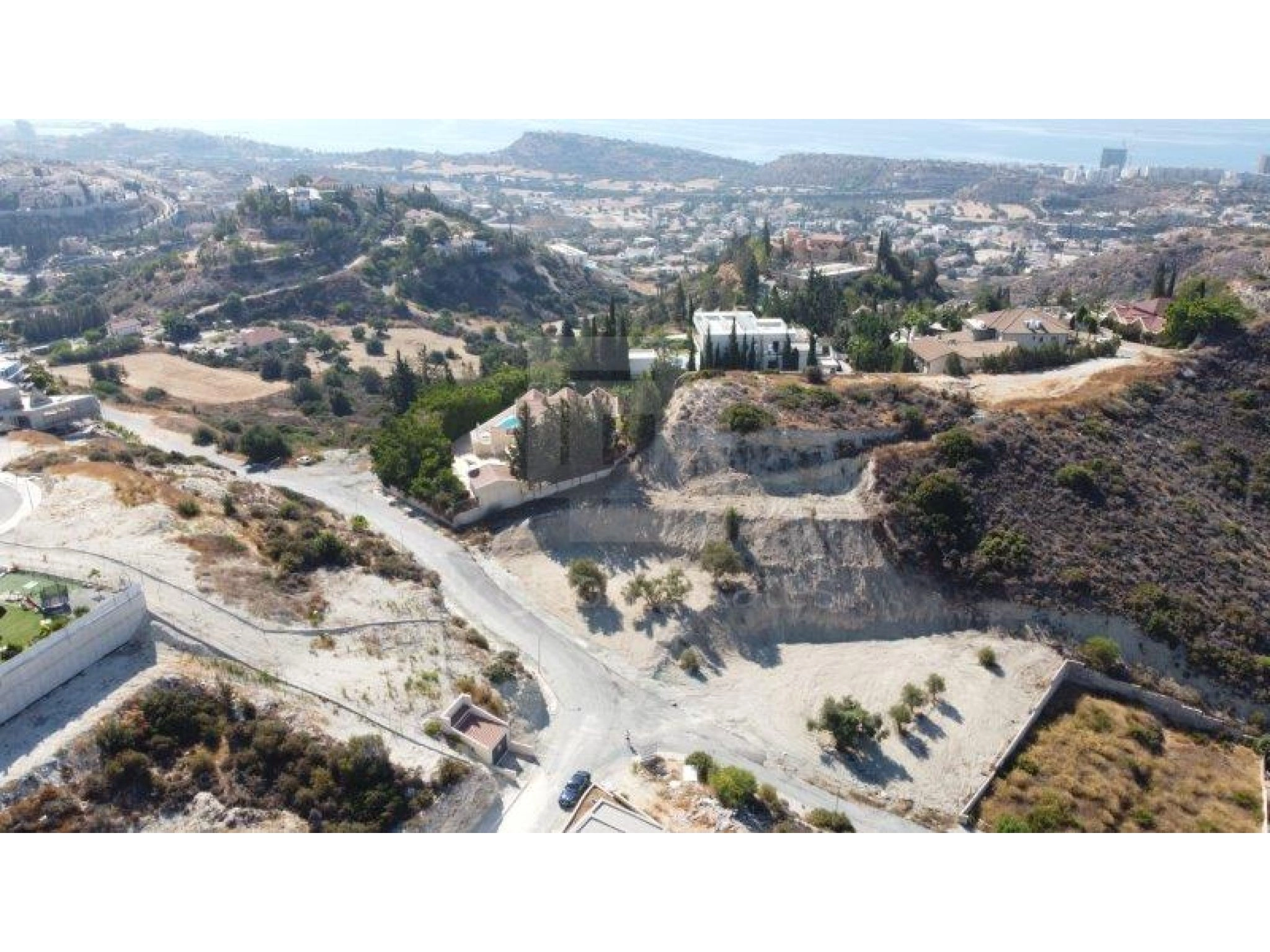2,740m² Plot for Sale in Agios Tychonas, Limassol District