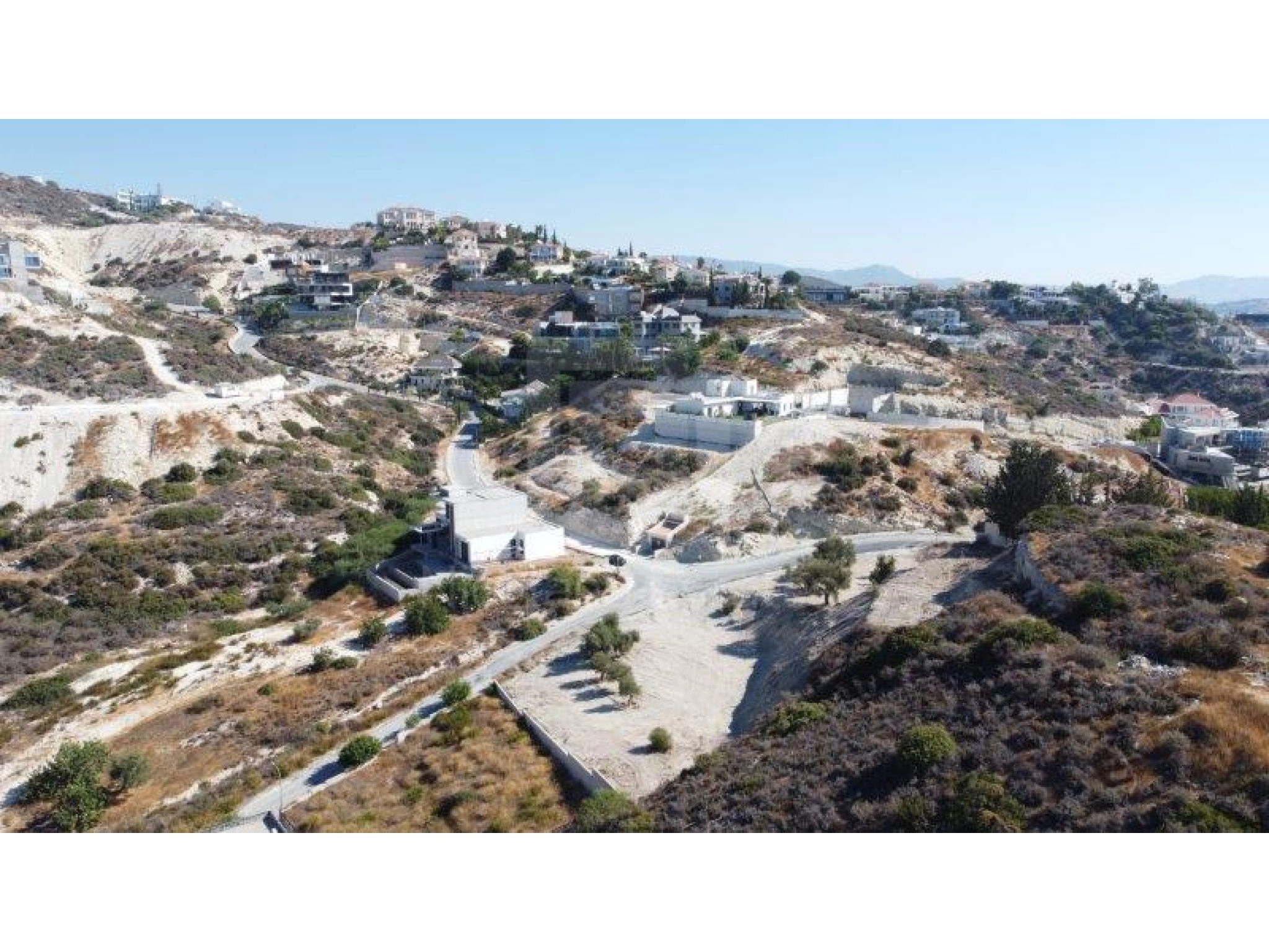 2,740m² Plot for Sale in Agios Tychonas, Limassol District