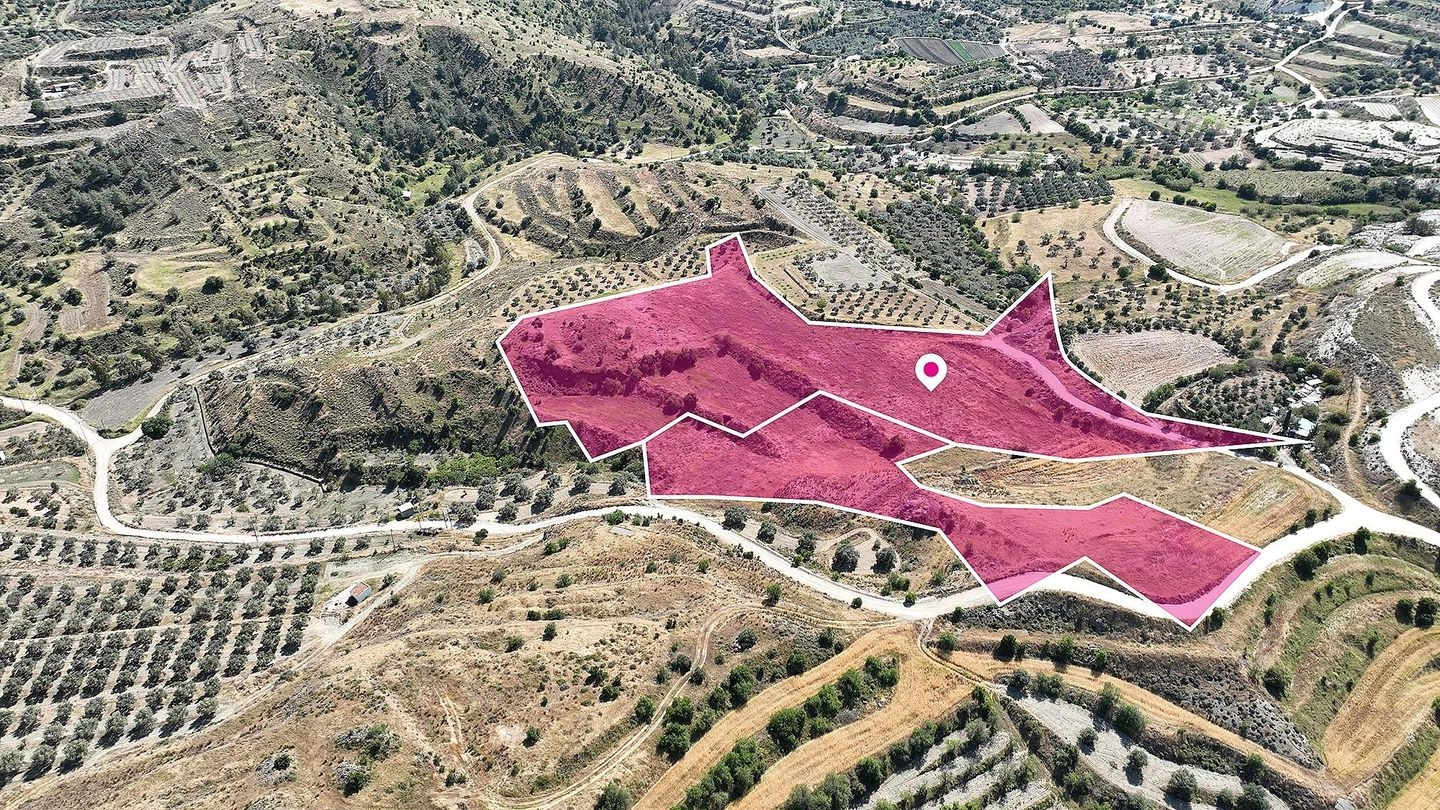 28,763m² Plot for Sale in Pera, Nicosia District