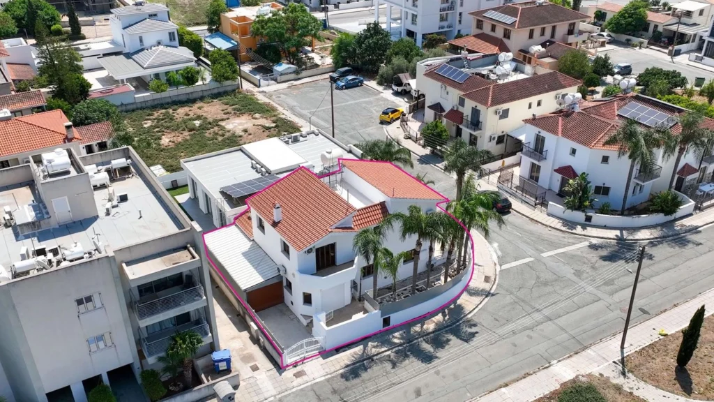 4 Bedroom House for Sale in Aradippou, Larnaca District