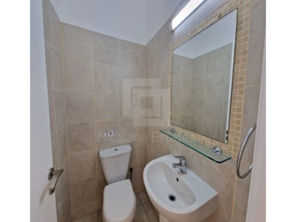 100m² Office for Rent in Limassol – Neapolis