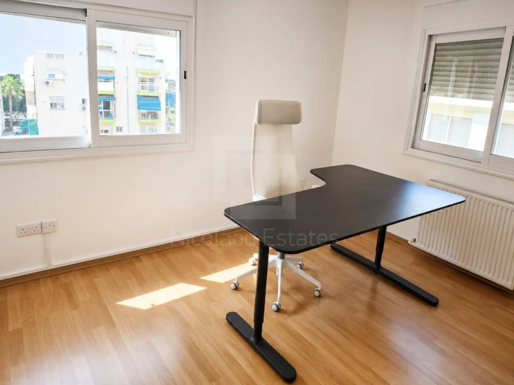 100m² Office for Rent in Limassol – Neapolis