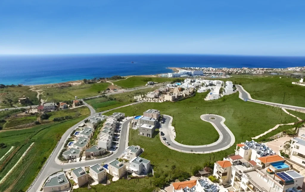 4 Bedroom House for Sale in Chlorakas, Paphos District