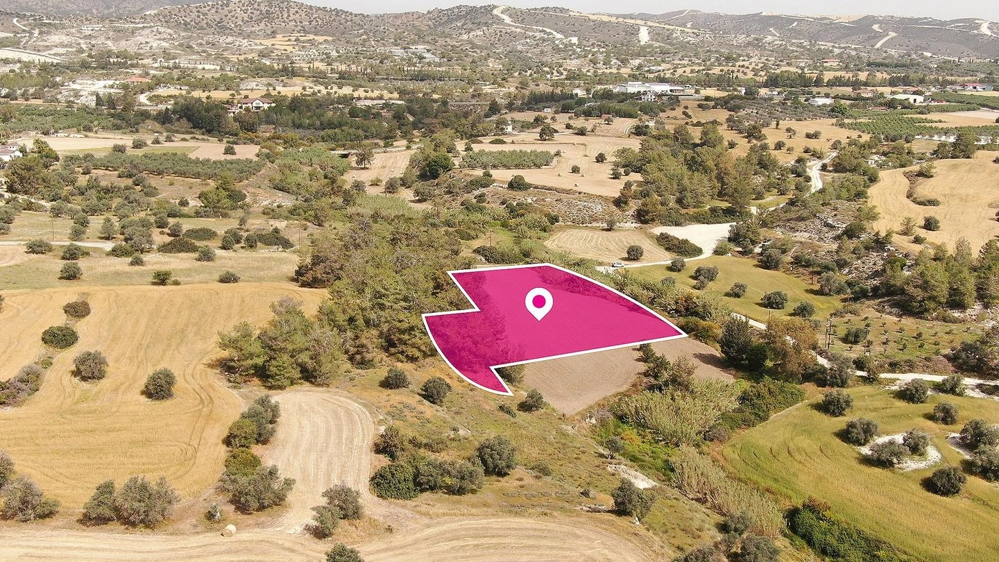 5,519m² Plot for Sale in Anglisides, Larnaca District