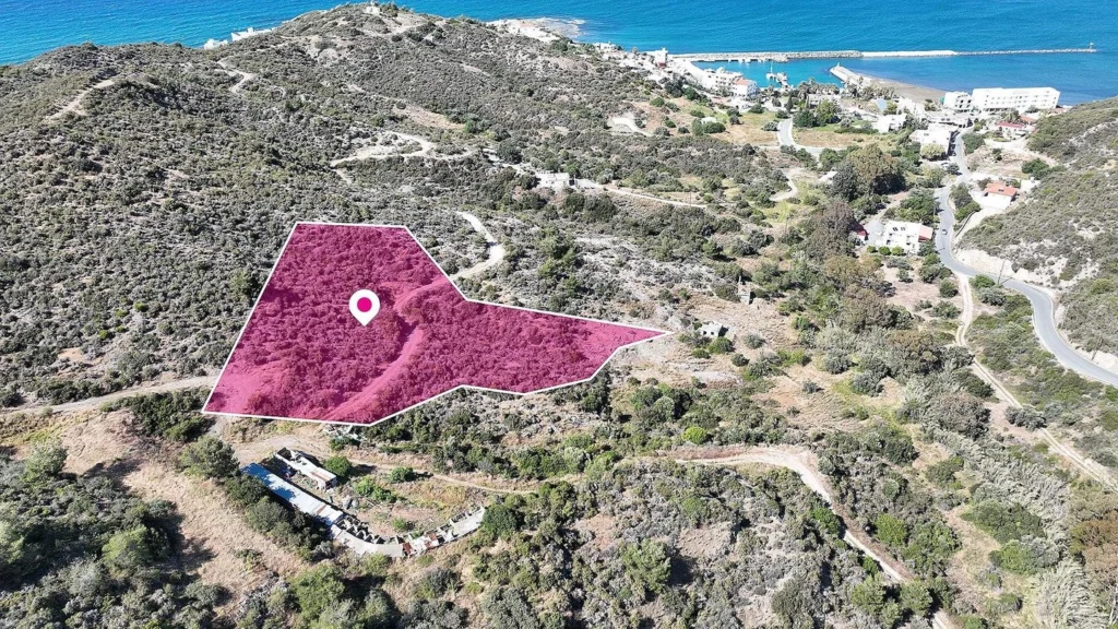 8,878m² Plot for Sale in Kato Pyrgos, Nicosia District