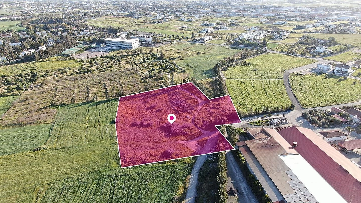 10,440m² Plot for Sale in Geri, Nicosia District