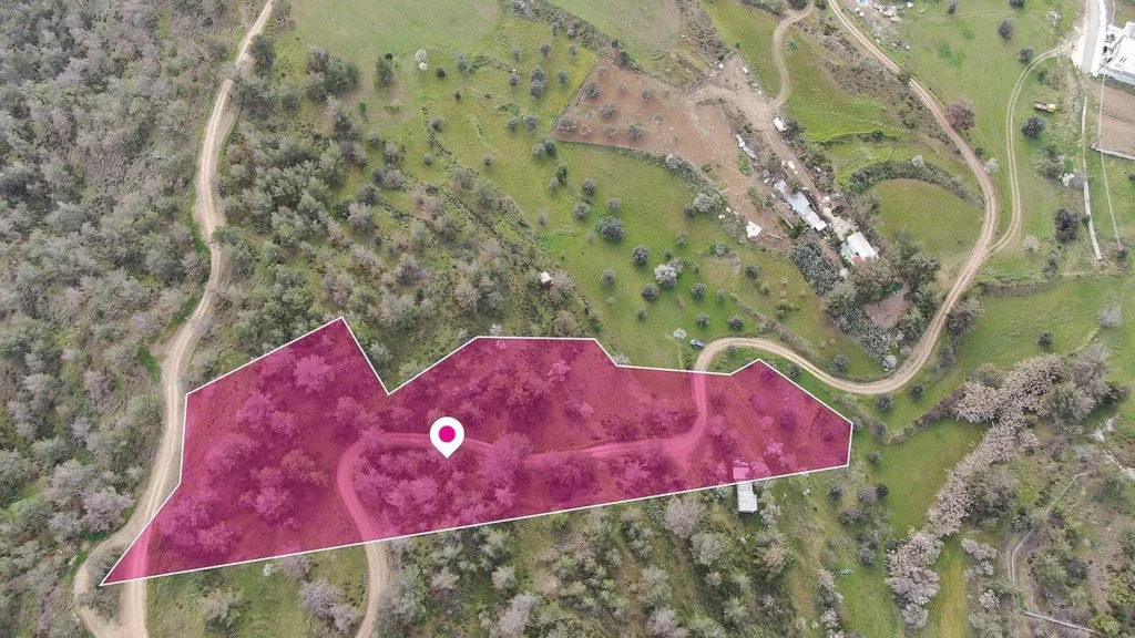 9,031m² Plot for Sale in Kapedes, Nicosia District