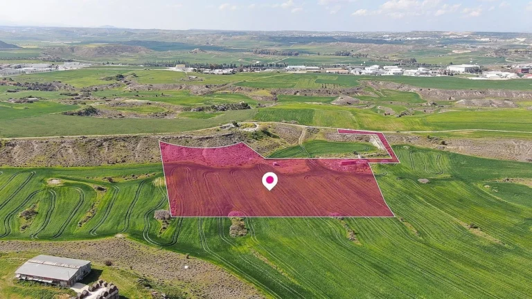 13,962m² Plot for Sale in Nisou, Nicosia District