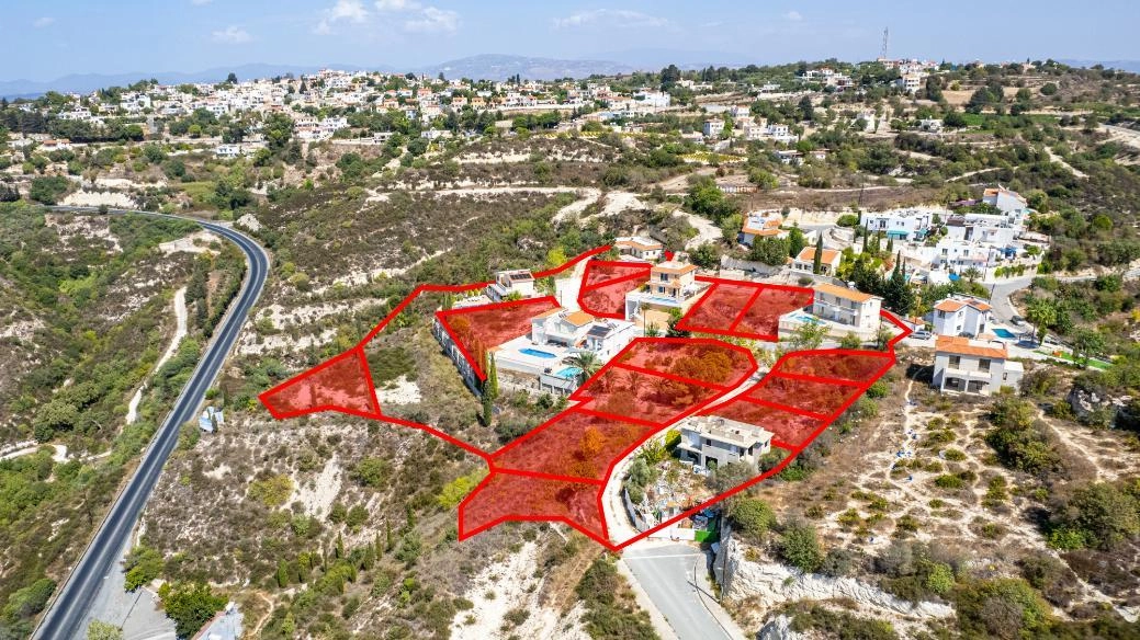 14,047m² Plot for Sale in Tsada, Paphos District