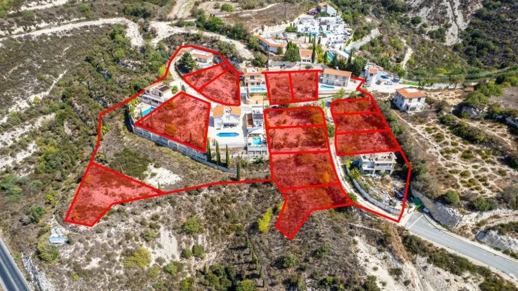 14,047m² Plot for Sale in Tsada, Paphos District