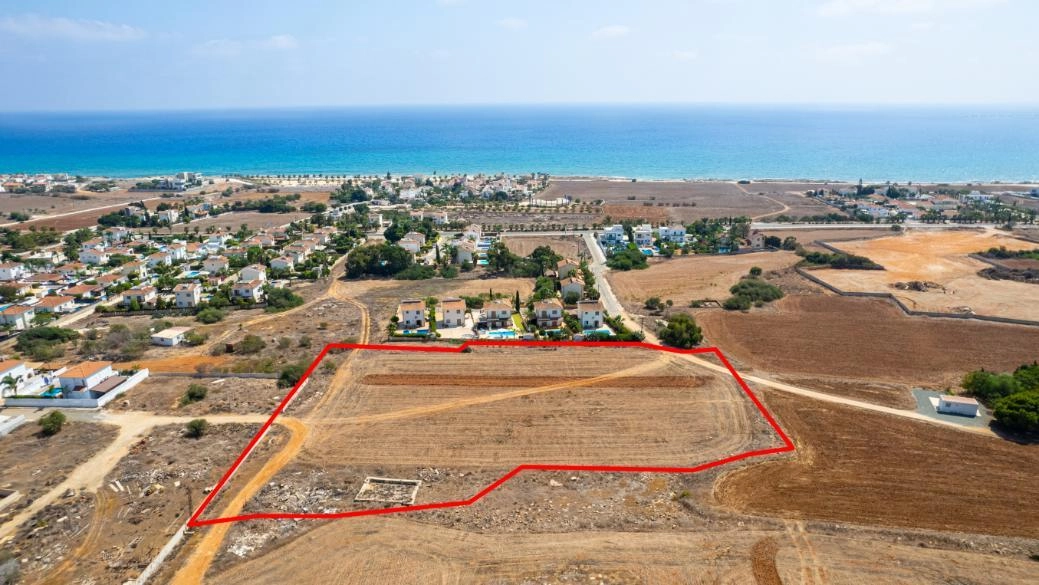 8,518m² Plot for Sale in Sotira, Famagusta District