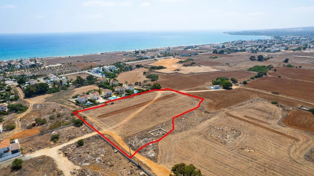 8,518m² Plot for Sale in Sotira, Famagusta District