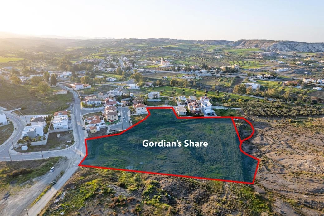 11,299m² Plot for Sale in Analiontas (Kataliontas), Nicosia District