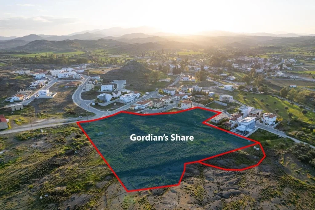 11,299m² Plot for Sale in Analiontas (Kataliontas), Nicosia District