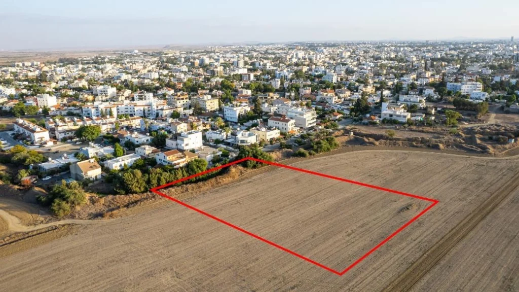 5,017m² Plot for Sale in Nicosia – Kaimakli
