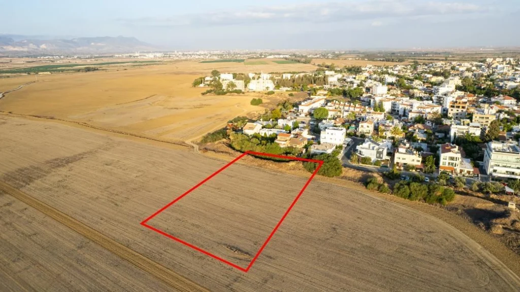 5,017m² Plot for Sale in Nicosia – Kaimakli